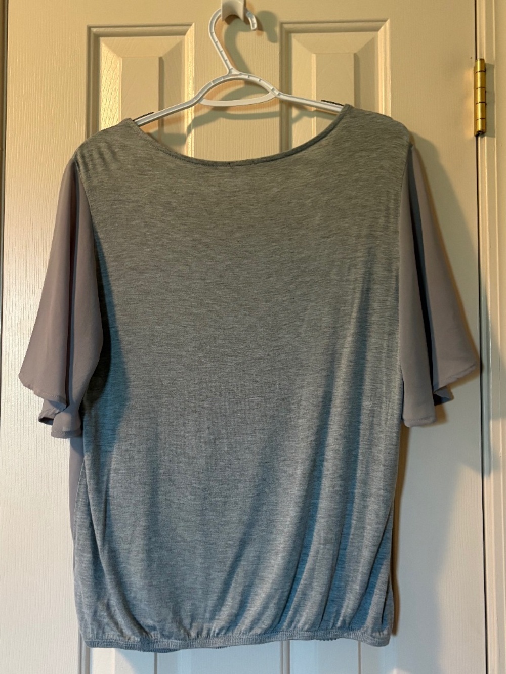 Soho Jeans Size Medium Mixed Media Gray Top - Picture 4 of 7